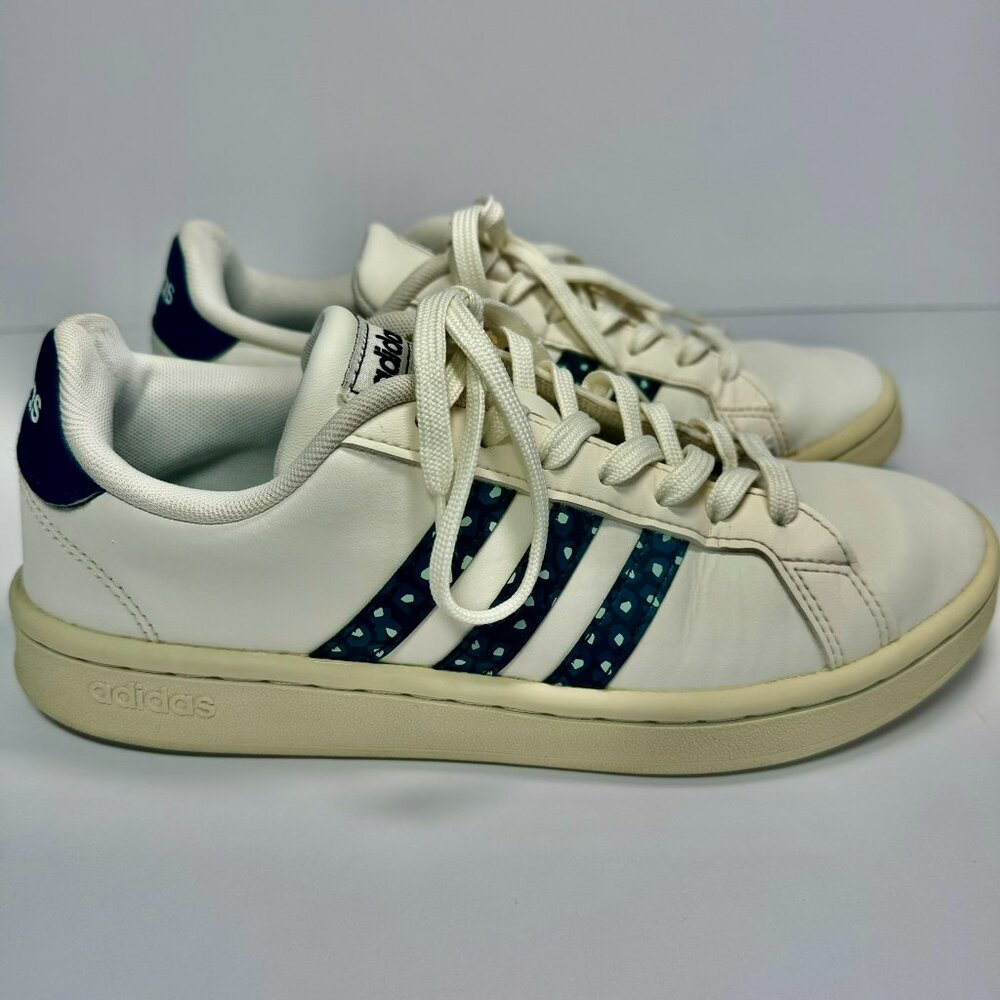 Adidas Shoes GRAND COURT White Leather Sneakers Women's Size 7 Good Condition - Picture 1 of 8